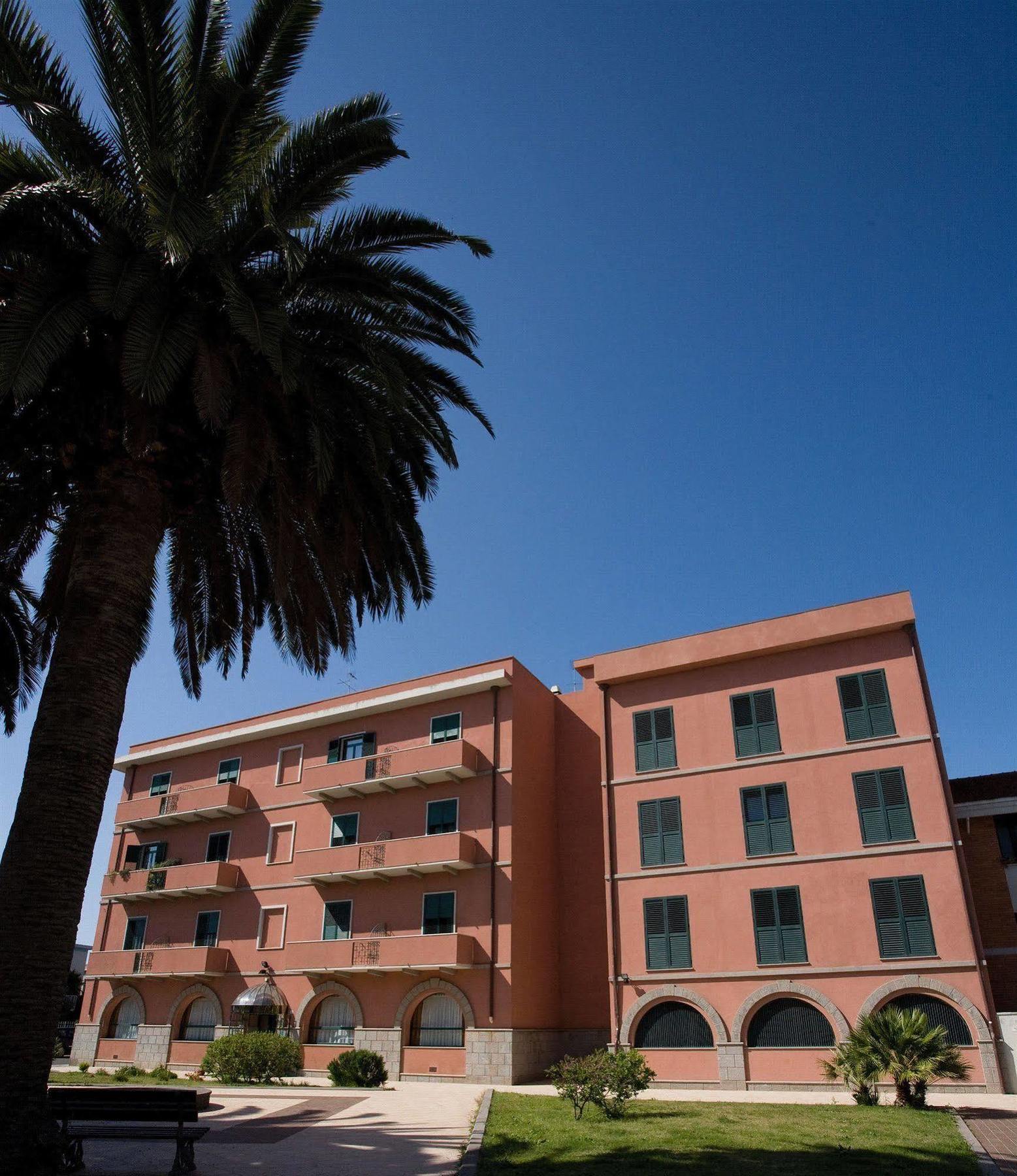 Hotel Villa Delle Rose Oristano Exterior photo